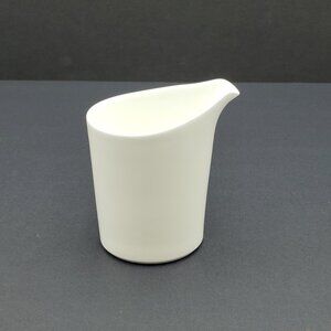 Villeroy & Boch Modern Grace Creamer German Bone Porcelain Individual Creamer